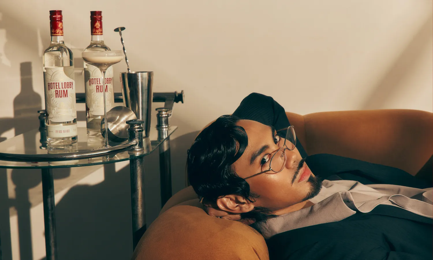 HotelLobbyRum-SpinnerGraphic-4-1